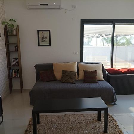נוגה בגולן Apartment Katzrin Exterior photo