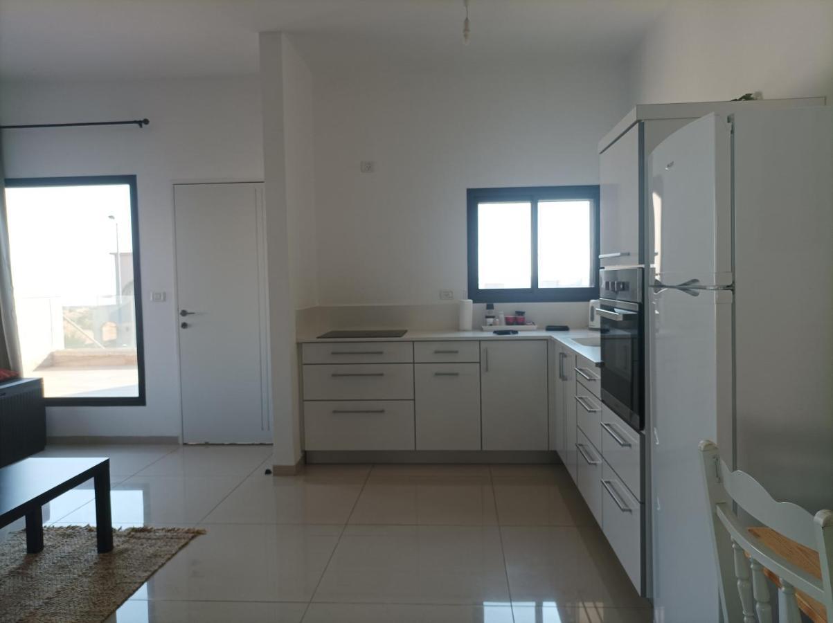 נוגה בגולן Apartment Katzrin Exterior photo